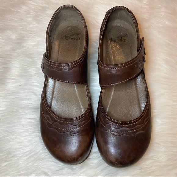 Dansko Shoes - Dansko Brown Leather Mary Jane Clogs Size 40/10